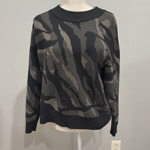 Athleta Mock Neck Sweater Size Medium Black Gray Camo Merino Wool Blend Jacquard
